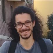 Laureando in musica moderna propone lezioni di chitarra per principianti e bambini